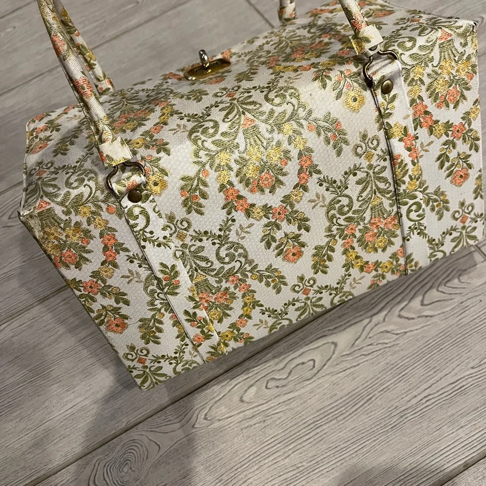 1960s Vinyl Tapestry Look Train Case Green orange and cream floral print - Picture 8 of 17